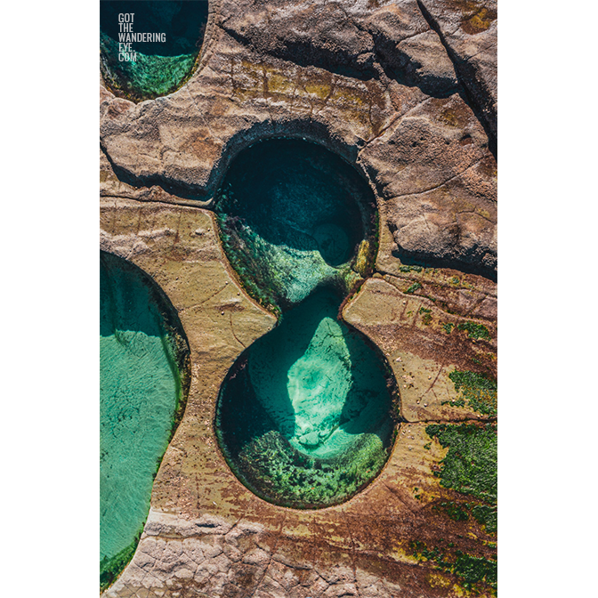 Above the figure 8 pools rock shelf in the Royal National Park.