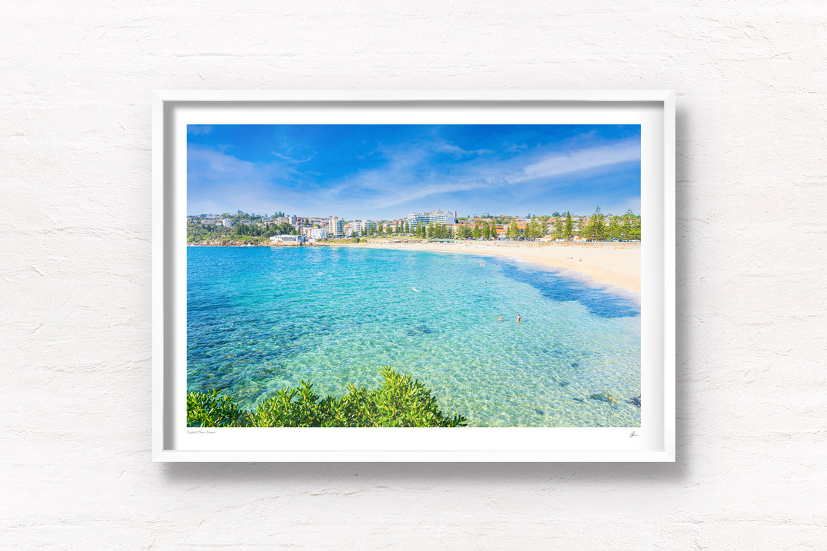 Beautiful crystal clear seascape of Coogee Beach Sydney