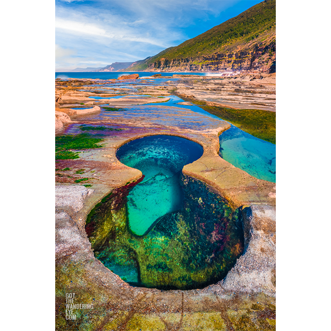 Figure 8 Pool in the Royal National Park. Looking into the natural ocean rock pool that has been perfectly formed into the shape of an ‘8’.